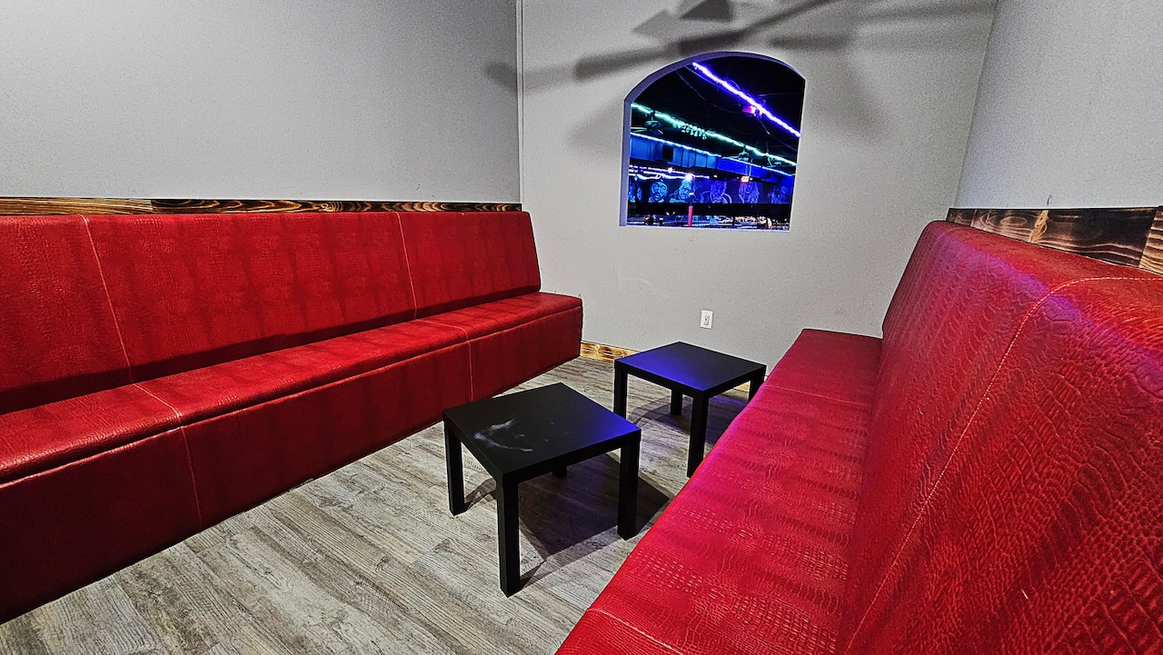 VIP 305